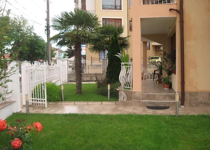 בית הארחה Opal